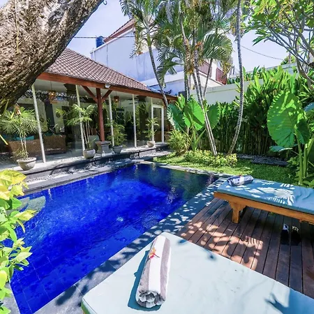 Villa Conor - Legian - Seminyak - 2 Bedroom 2 Bathroom Villa - Great Location